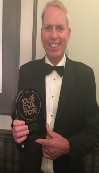 Lifetime Achievement Award for Mike Brown