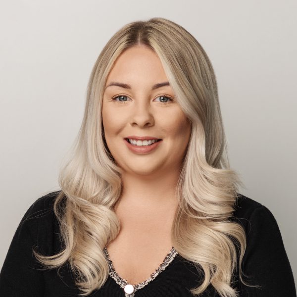Kirsty Robertson
